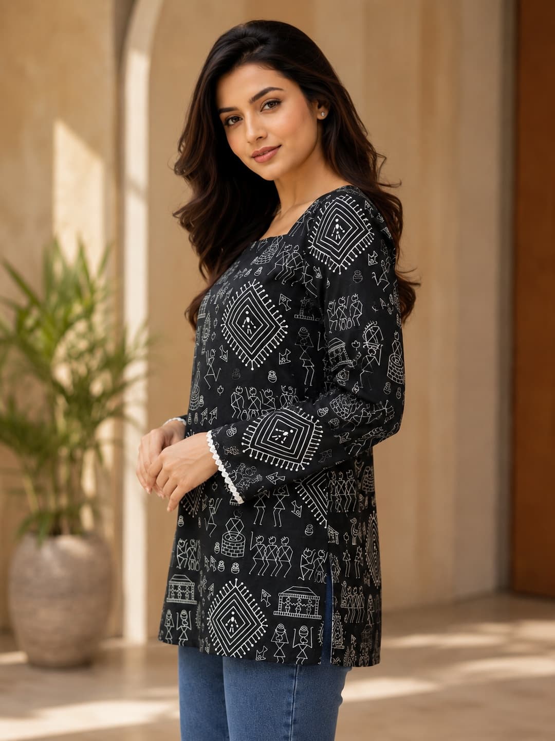 Women Black Warli Printed Cotton Ethnic Kurti