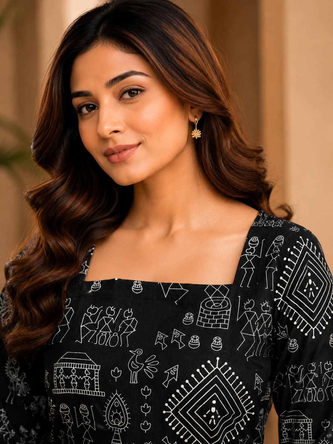 Women Black Warli Printed Cotton Ethnic Kurti - View 0